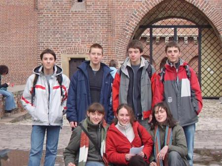 un groupe de polonais